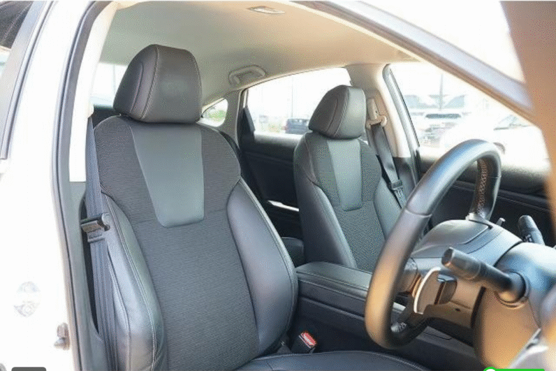 Honda (RHD) Insight Hybrid EX 2019 White