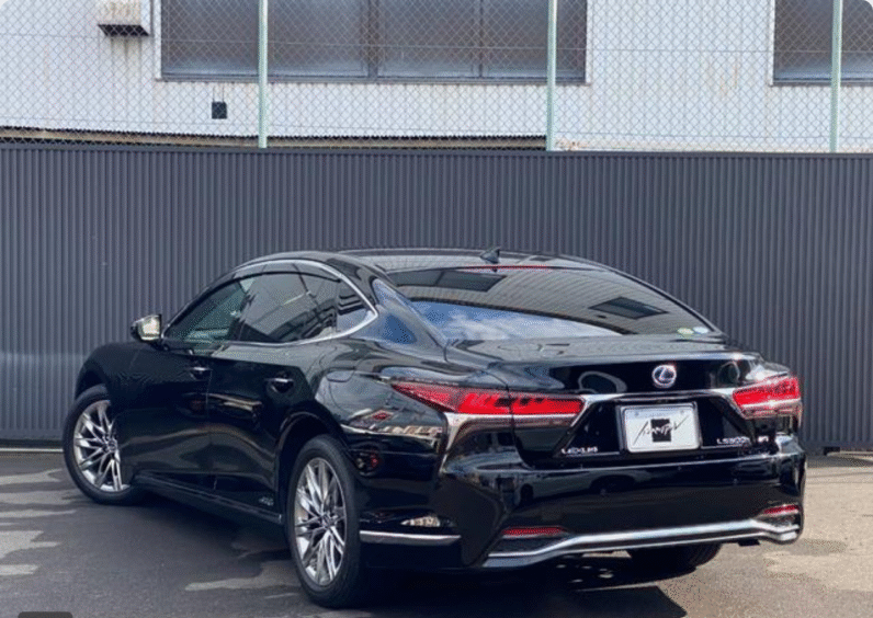 Lexus (RHD) LS500H Version L 2019