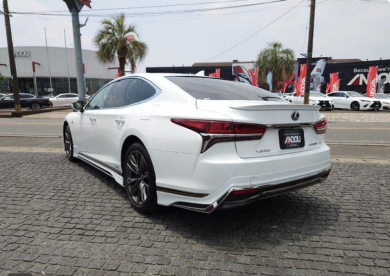 Lexus (RHD) LS500H F- Sport 2019
