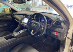 Honda (RHD) Insight Hybrid EX 2020 White