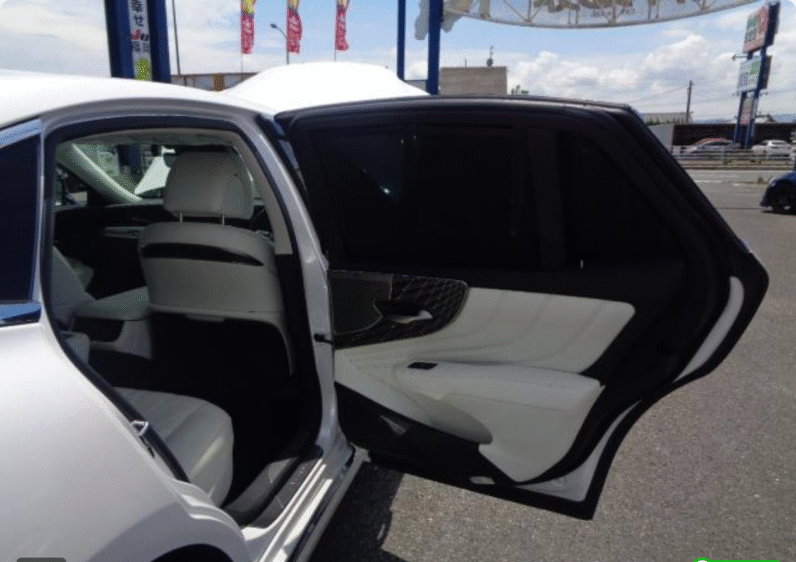 Lexus (RHD) LS500H Version L 2020