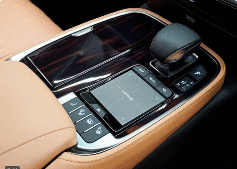 Lexus (RHD) LS500H F-sport 2020