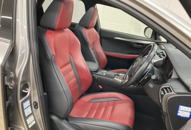 Lexus (RHD) NX 300H F-sport 2019