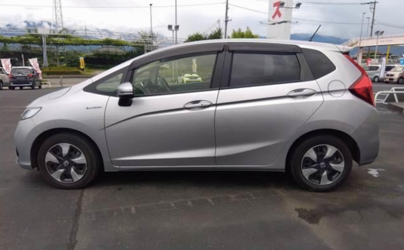 Honda (RHD) FIT Hybrid 2019