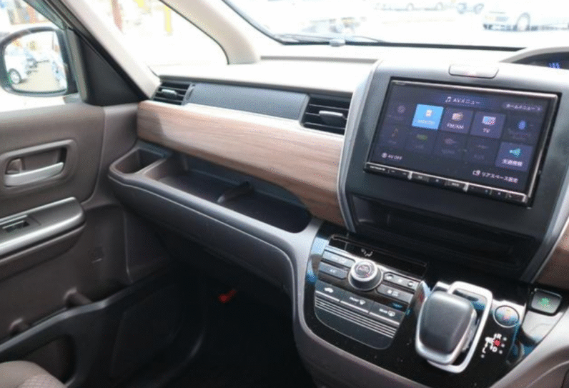 Honda (RHD) Freed Hybrid 2019