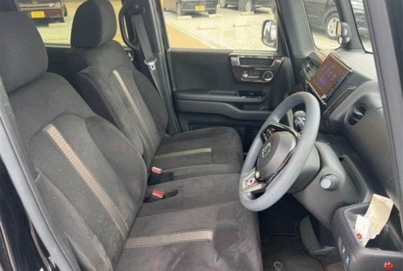 Honda (RHD) N-box Custom G L 2020