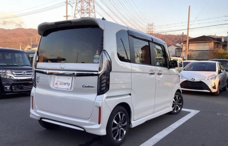 Honda (RHD) N-Box Custom G L 2020
