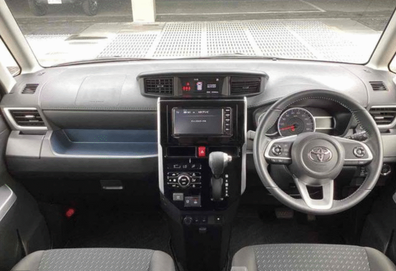 Honda (RHD) N-Box Custom G L 2020