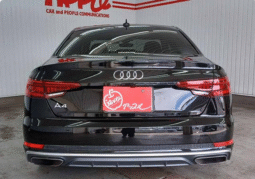 Audi (RHD) A4 35 TFSI S line 2019