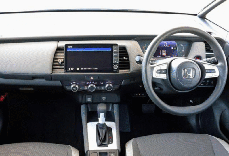 Honda (RHD) FIT Hybrid Cross-star 2020