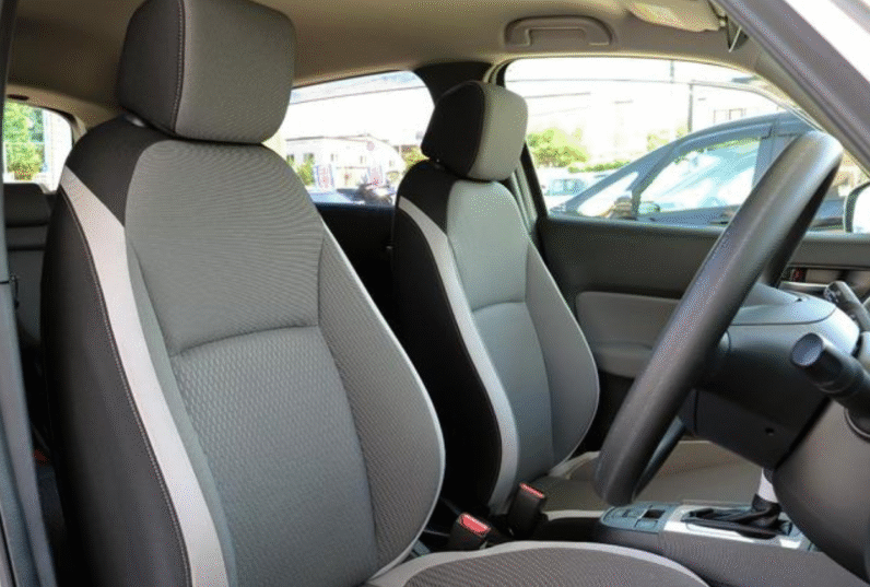 Honda (RHD) FIT Hybrid Cross-star 2020