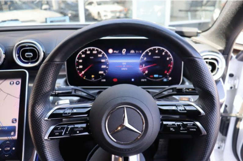 Mercedes-Benz (RHD) C-Class C200 Avant-Garde 2021