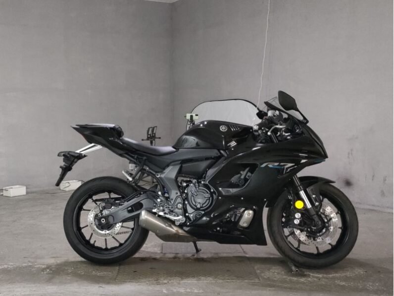 Yamaha YZFR7 2025