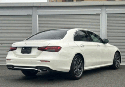 Mercedes-Benz (RHD) E200 AMG 2021