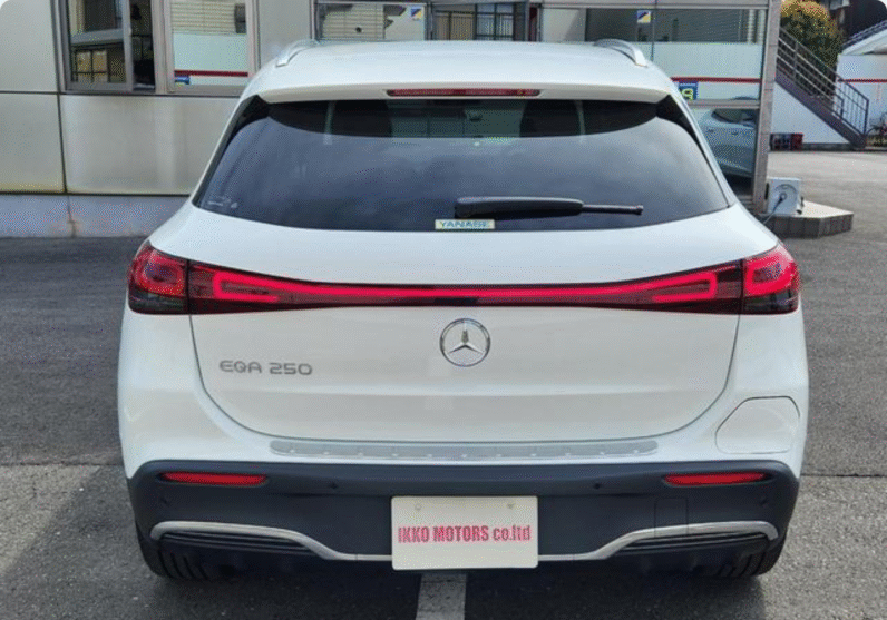 Mercedes-Benz (RHD) EQA 250 AMG 2021