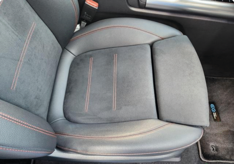 Mercedes-Benz (RHD) EQA 250 AMG 2021