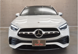 Mercedes-Benz (RHD) GLA200D 4-Matic AMG 2023 White