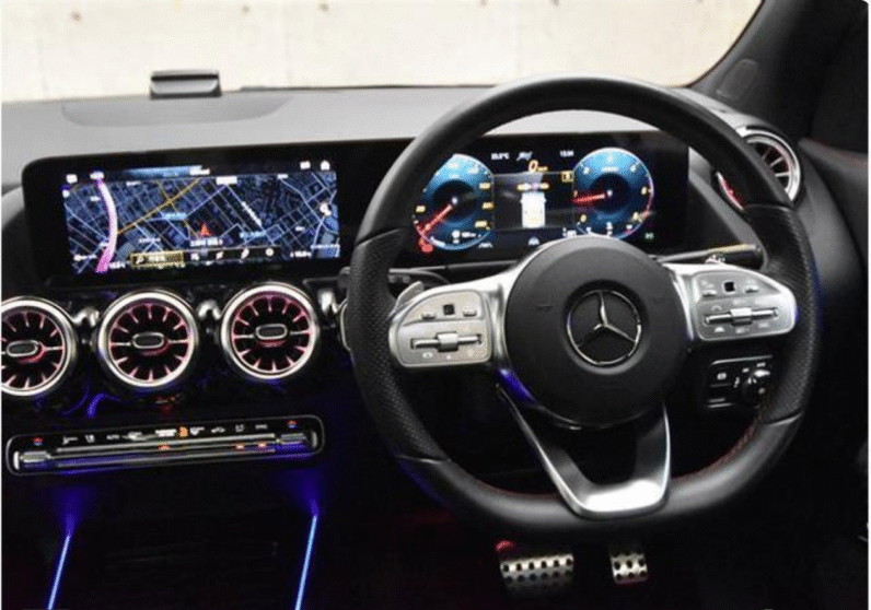 Mercedes-Benz (RHD) GLA200D 4-Matic AMG 2023 White