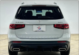 Mercedes-Benz (RHD) GLB250 4-Matic 2021 White