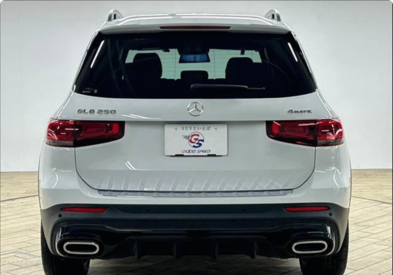 Mercedes-Benz (RHD) GLB250 4-Matic 2021 White