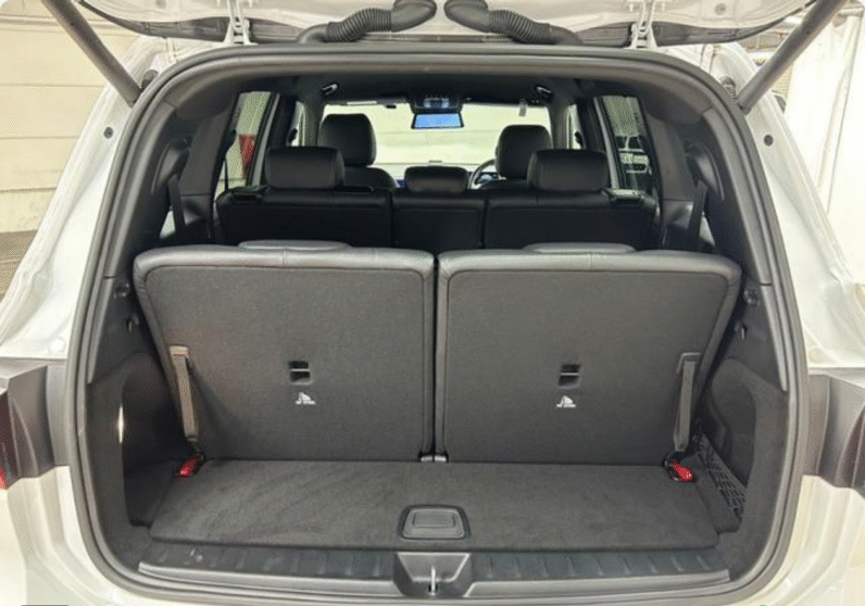 Mercedes-Benz (RHD) GLB250 4-Matic 2021 White