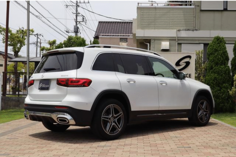 Mercedes-Benz (RHD) GLB200D 4-Matic AMG 2023 White