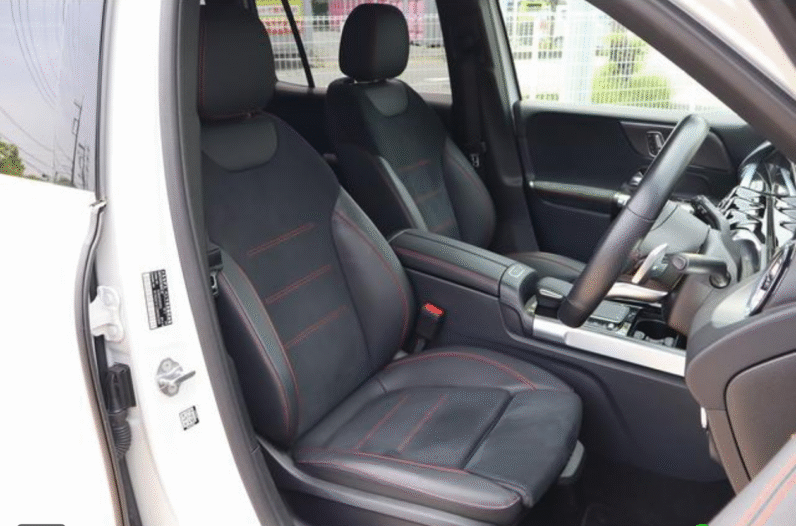 Mercedes-Benz (RHD) GLB200D 4-Matic AMG 2023 White