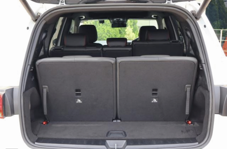 Mercedes-Benz (RHD) GLB200D 4-Matic AMG 2023 White