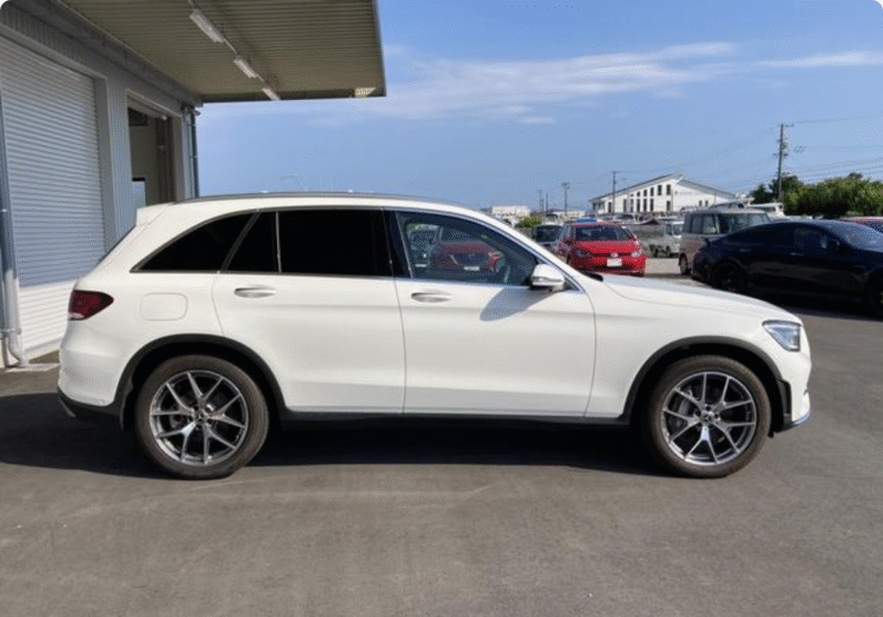 Mercedes-Benz (RHD) GLC300 4-Matic AMG 2021 White
