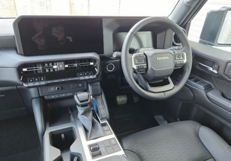 Toyota Land Cruiser 250 VX 2025